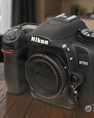 Reflex Nikon D750 + Sigma 70 300