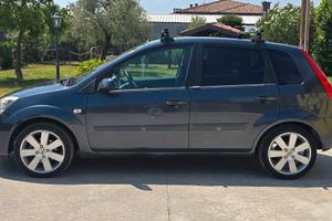 FORD FIESTA PERFETTA