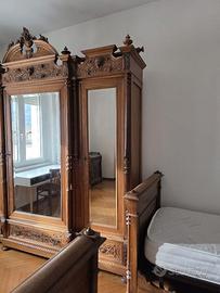 Armadio e letto antichi