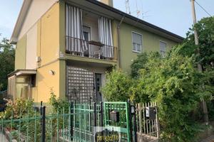 TRIESTE Loc. S.CROCE - App.to con ingresso indip