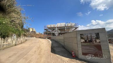 VILLA A SCHIERA A BARONISSI