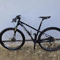 Mountain bike carbonio Focus Raven taglia S
