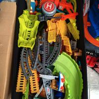 Mega Lotto Thomas & Friends – 10 kg di Piste e Tre