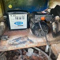 Distributore pompa carburante
