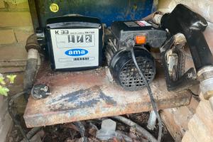 Distributore pompa carburante