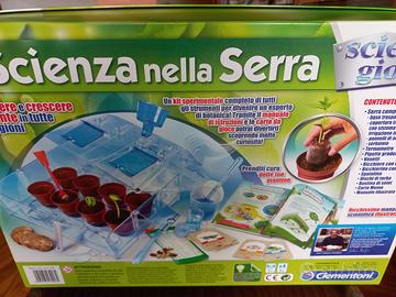 La scienza nella serra Clementoni