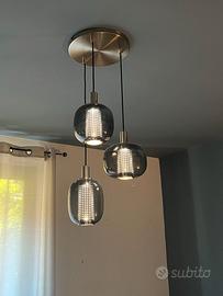 lampadario a sospensione con tre luci