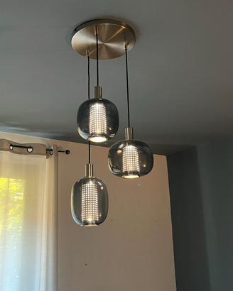lampadario a sospensione con tre luci