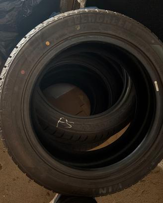 4 pneumatici invern Evergreen misura 205/55 R 17