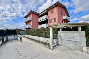 Box/Posto auto Mozzate [Cod. rif 3244553VCG]