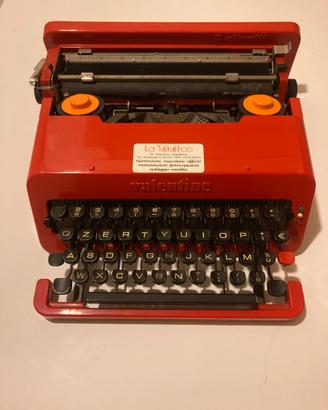 Macchina da scrivere Olivetti "Valentine" (1968)