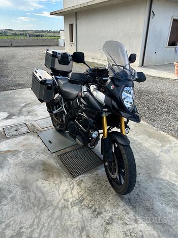 Suzuki V Strom DL 1000 - 2015