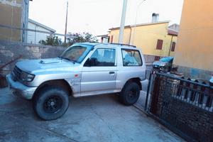 MITSUBISHI Pajero ('82-'00)