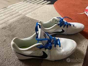 Scarpe chiodate atletica leggera