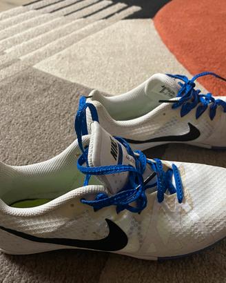 Scarpe chiodate atletica leggera