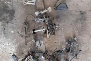 KAWASAKI Z750 motore carter pedane VIRAGO 250