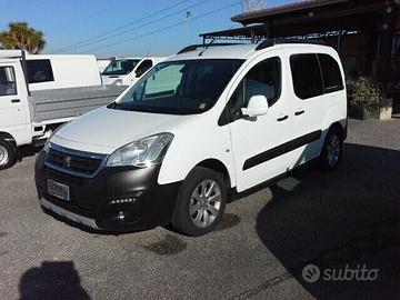 Peugeot Partner 1.6 hdi 120CV EURO 6 FAP CON 5 POS