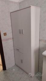 Armadietto bagno bianco