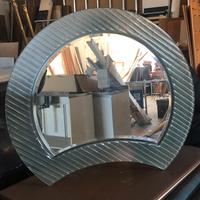 Specchio con cornice in vetro satinato