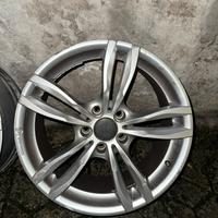 Cerchi da 18 M double-spoke