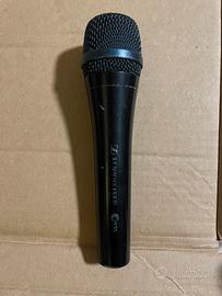 Sennheiser e 935