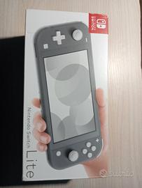 Nintendo switch lite con accessori