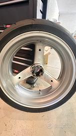 Cerchi posteriore speed triple 955i 2002