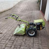 Trattorino con fresa per orto e turbina neve