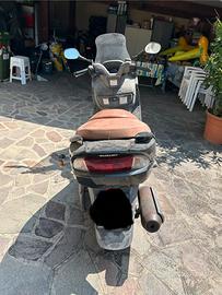 125 burgman suzuki