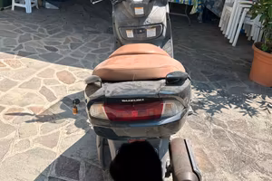 125 burgman suzuki
