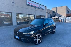 Volvo XC60 2.0 b4 R-design Ultimate Dark awd auto 
