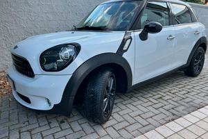 2014 MINI CANTRYMAN