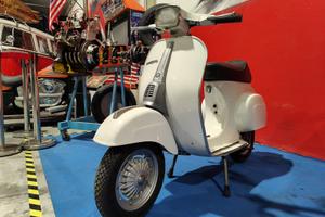 Vespa 50 special