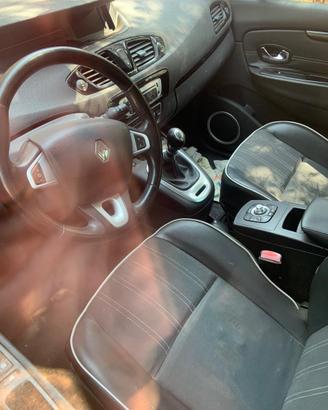 Renault Xmod Full Optional