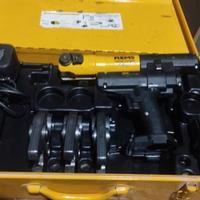 Pressatrice mini Rems