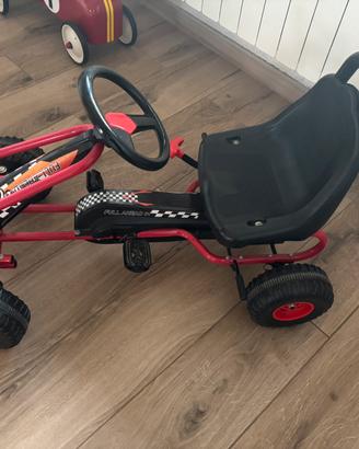 Go kart a pedali