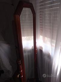 Specchio orientabile grande