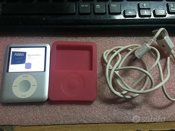 3454NN-Apple iPod Nano 3 Con Cavo USB
