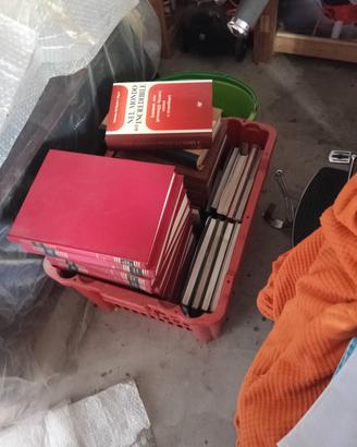 libri assortiti 