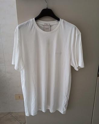 T-shirt Calvin Klein nuova