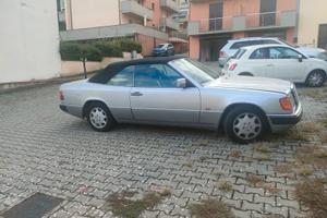 Mercedes 300 CE-24 Cabrio (1992)
