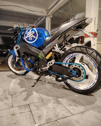Yamaha YZF 750R