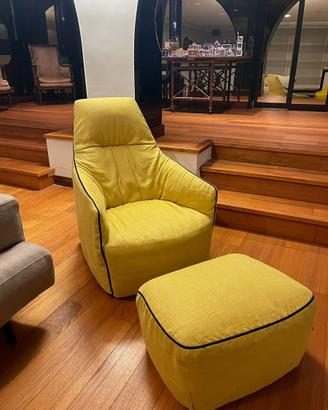 Poltrona e Puff Poliform