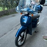 Aprilia Scarabeo 50 cc a Pistoia