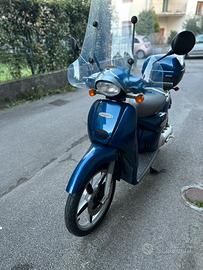 Aprilia Scarabeo 50 cc a Pistoia