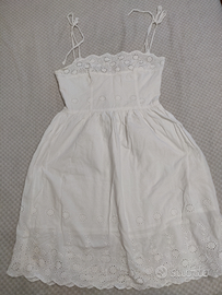 Vestito in pizzo bianco Stradivarius