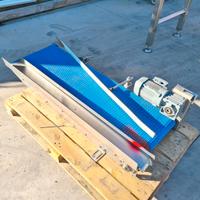 nastro di trasporto per merci e materiali usato