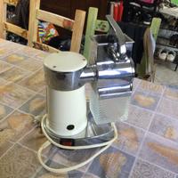 Grattugia Quick Mill