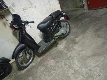 Scarabeo 50cc 2t