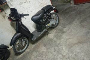 Scarabeo 50cc 2t
